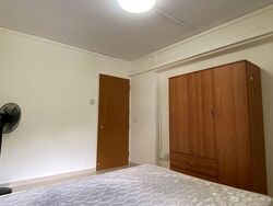 Blk 210 Bedok Town Centre (Bedok), HDB 3 Rooms #598834281